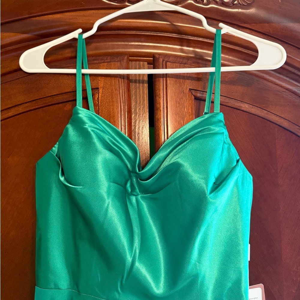 Elegant Green Prom Dress